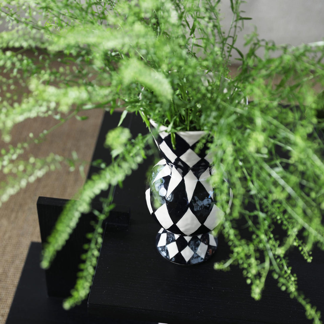 Klevering Vase rhombic black